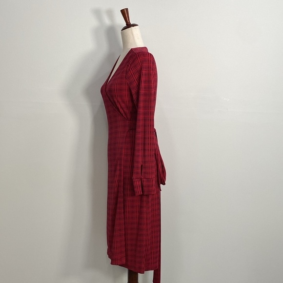 Ann Taylor Wrap Dress Elegant Women's 8P Red Black - Picture 4 of 12